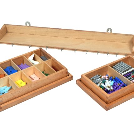 Arrows, squares & chains with stand